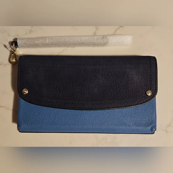 NWT HENRI BENDEL WALLET WITH STRAP - Picture 1 of 10